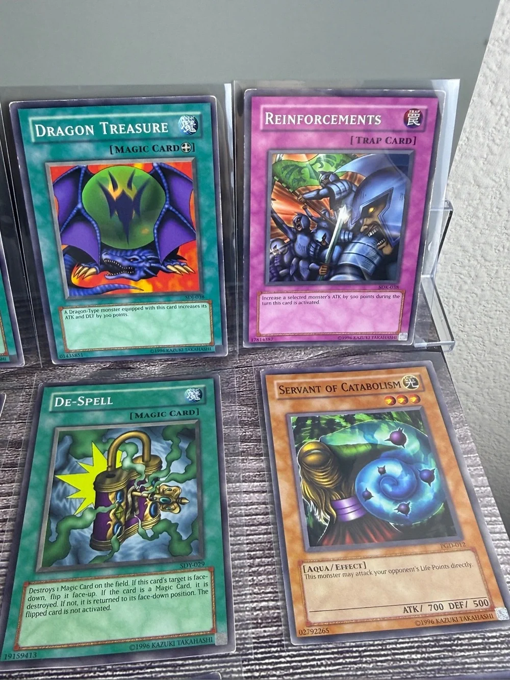 Yu-Gi-Oh Vintage Lot (20 Cards) –Umi, Yami, Reinforcements, Spells/Monsters Mix